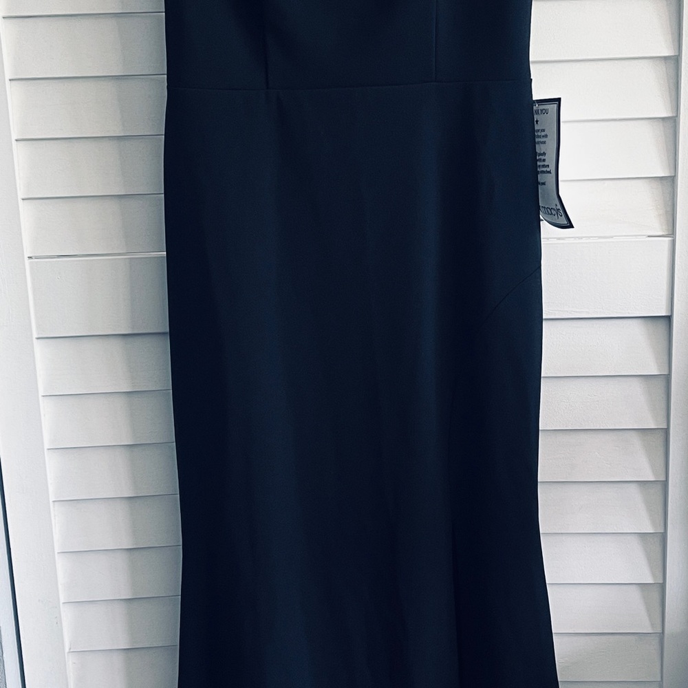 Xscape Women's Off Shoulder Cutout Gown Black Dress Size 8 Front Pleat - Picture 7 of 8
